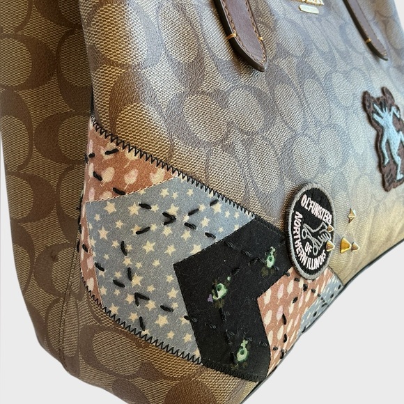 Coach F48722 Keith Haring Avenue Khaki Tote - Picture 5 of 15